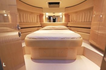 Ferretti 550 Innenansicht