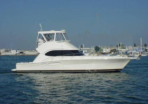 Riviera 42 Flybridge