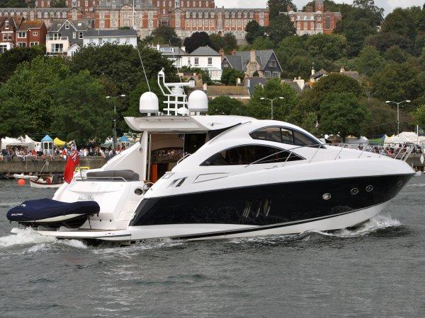 Sunseeker Predator 62 - 3 + 1 cab