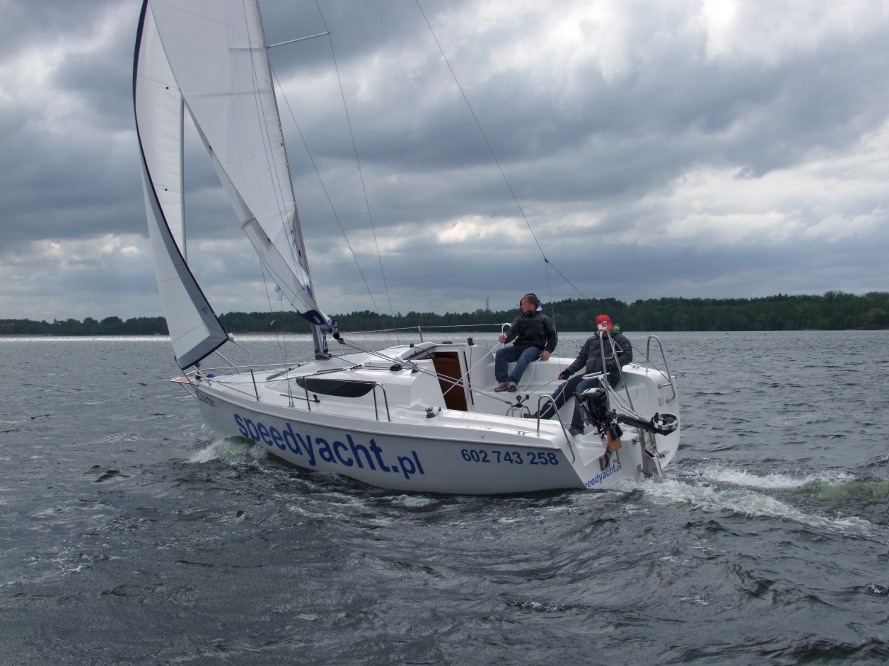 Sobusiak Yacht Yard Focus 800