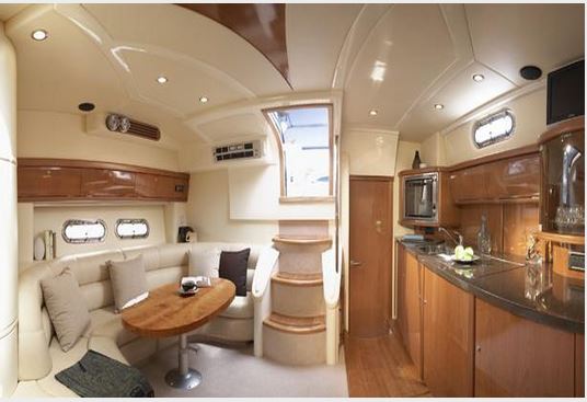 Sealine S42 Innenansicht