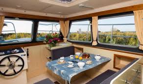 Le Boat Sheba Innenansicht