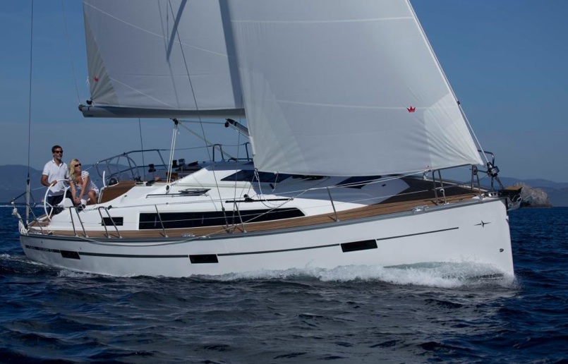 Bavaria Yachtbau Bavaria Cruiser 37 - 3 Kabinen / 2 Bäder