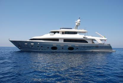 Navetta 33 Custom Line