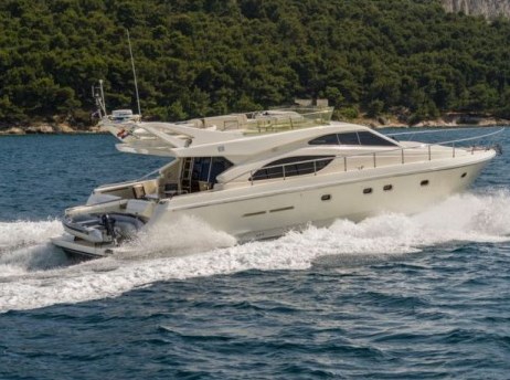 Ferretti 53