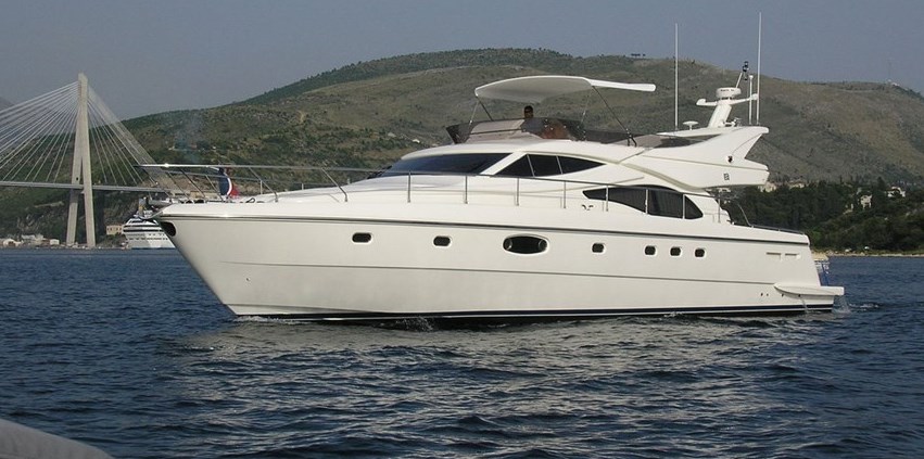 Ferretti 591