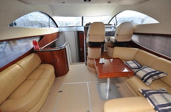 Phantom 43 Innenansicht