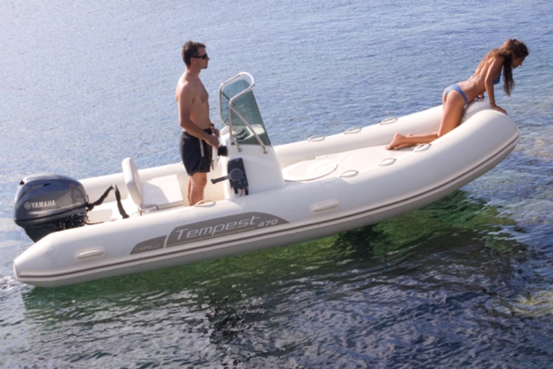 Cantiere Capelli Tempest 470