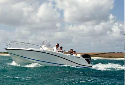 Quicksilver 605 Open with cabin