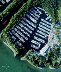 Marina Ultramarin (Meichle + Mohr Marina) Charter Bodensee Marina Ultramarin Kressbronn Grafik