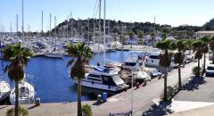 Port de Cavalaire-Bootscharter Frankreich Marina Cavalaire