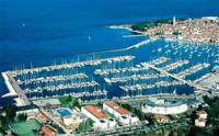 Istrien-Kvarner Charter Kroatien Yachthafen Marina Izola Golf von Triest