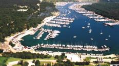 Bunarina Marina-Yachtcharter Kroatien Marina Bunarina