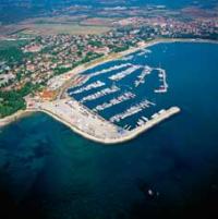 Umag marina Bootscharter Kroatien Marina ACI Umag