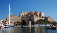Korsika Korsika Yachtcharter Calvi Citadelle Yachthafen