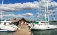 Kuba Karibik Yacht Charter Marina von Trinidad idyllisch