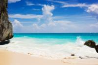 Mexiko / Yucatan Charter Mexico Yucatan Strand tuerkises Wasser
