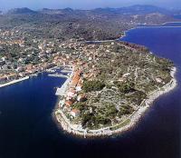 Marina Veli Rat Yachtcharter Kroatien Marina Sali