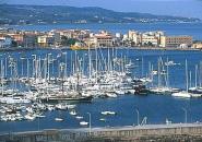 Porto di Tropea-Yachtcharter Italien Marina Di Tropea