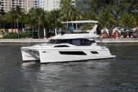 Aquila Boats aquila 44 exterior